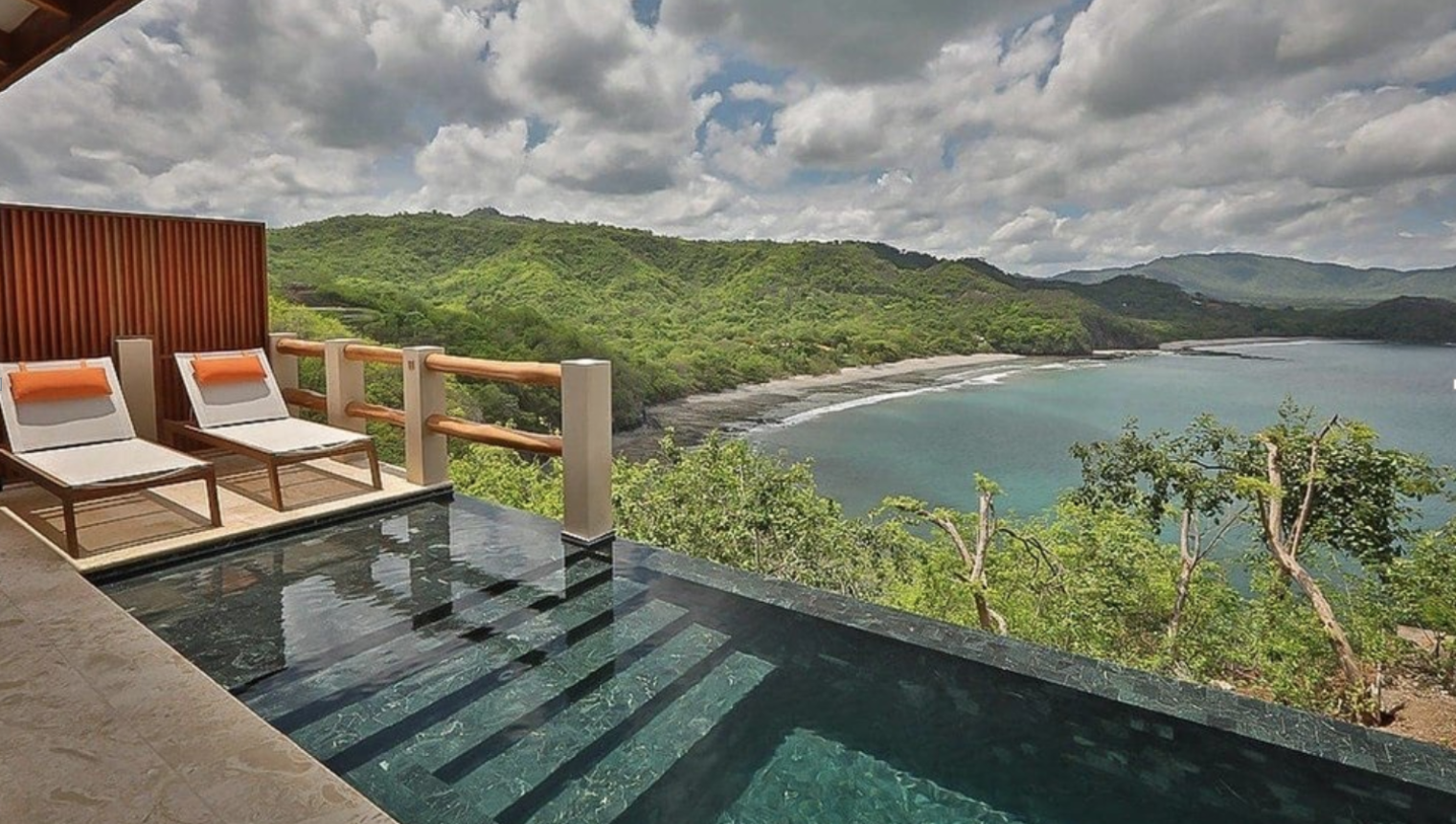 Marmol Verde Tikal - Casa Chamaleon Las Catalinas - 2016 03 Marmol Verde Tikal - Casa Chamaleon Las Catalinas - 2016 03