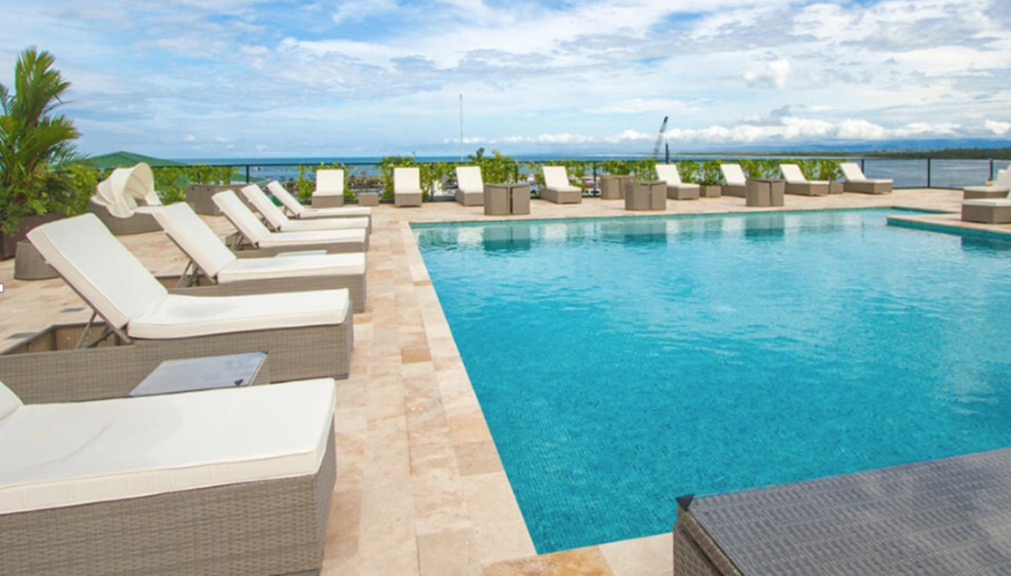 Tv. Varieta Eumania - Deck PIscina - Marina Pez Vela -2016 c Tv. Varieta Eumania - Deck PIscina - Marina Pez Vela -2016 c